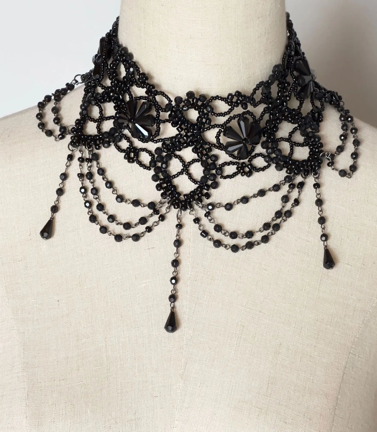 Gothic Victorian Tassel Choker – Unleash Your Dark Elegance