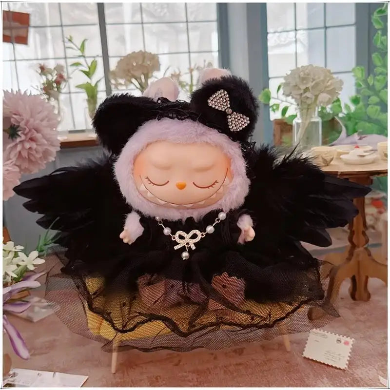 Conjunto de vestido de plumas de ángel en blanco y negro de Labubu: ropa elegante de Labubu para muñecas de vinilo de 17 cm. Conjunto de Labubu.