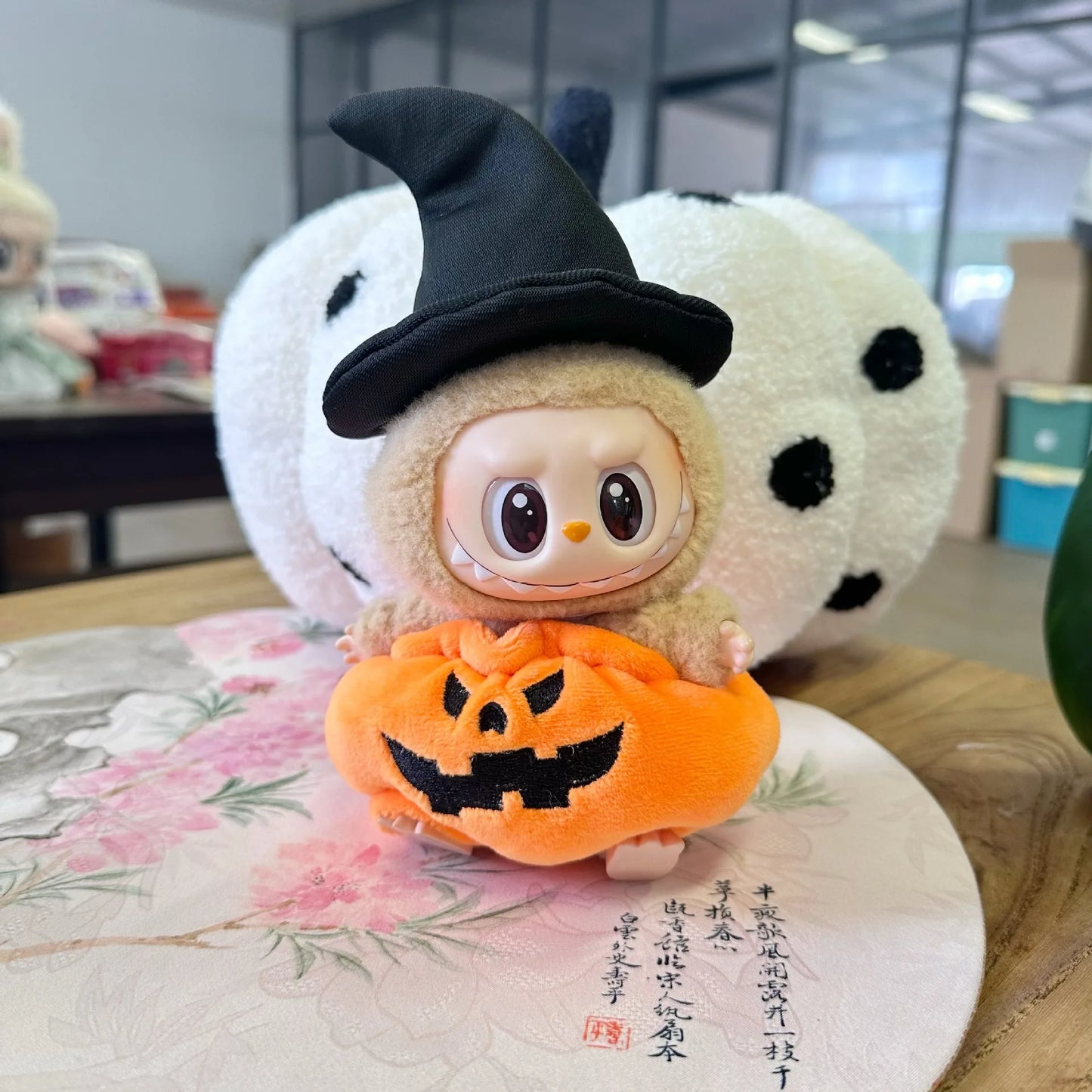 Labubu I -  II Dolls Halloween Outfit – Cute Pumpkin Party Costume for 15–17cm Plush Dolls