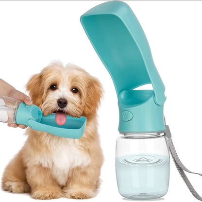 Botella de agua portátil para perros: dispensador plegable para aventuras al aire libre